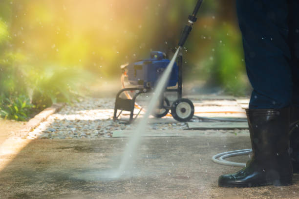 Best Playground Equipment Cleaning  in Linwood, PA